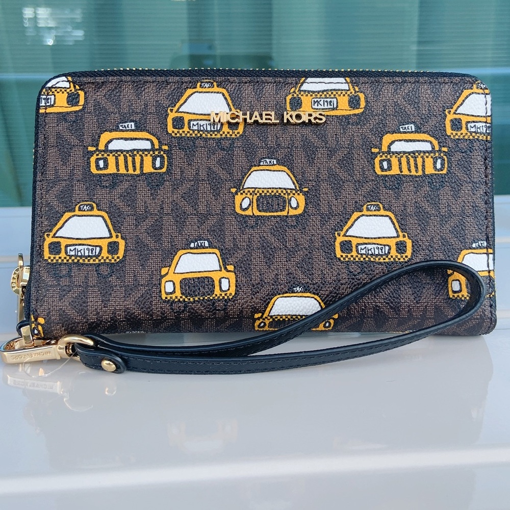 Michael Kors Taxi print wallet - Picture 2 of 16